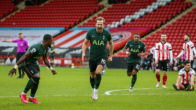 足球报：本土教练担纲国足主帅的可能性大增，邵佳一已报名