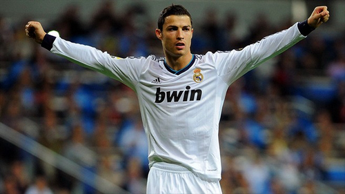 意媒：罗马在持续推动拉斯帕多里、齐尔克泽以及迪萨西的转会（罗马持续推进拉斯帕多里、齐尔克泽与迪萨西的引援谈判）