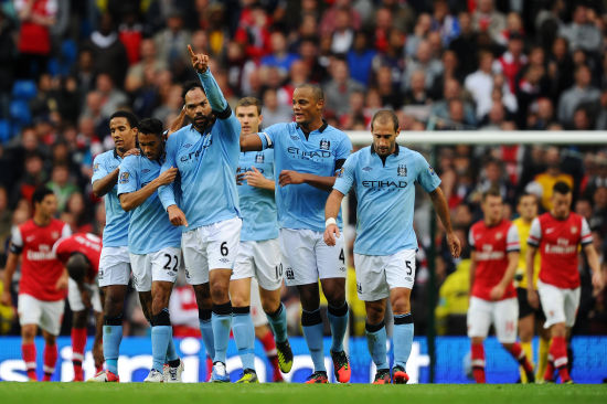 前锋终于找到射门感觉