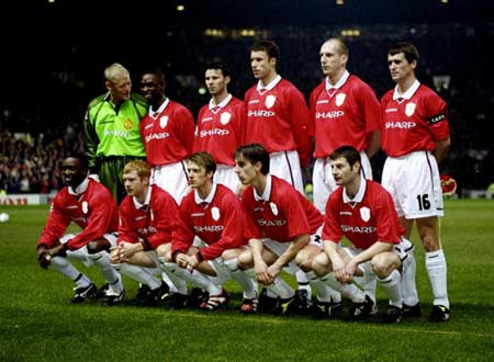 詹皇首秀：姆博莫曼联生涯首场比赛表现总结