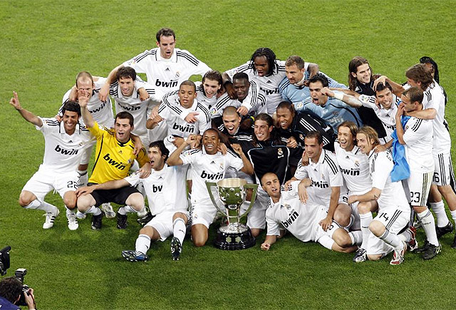 绿帽哥：利物浦关注巴尔科拉，球员与大巴黎续约谈判陷入僵局（利物浦密切关注巴尔科拉，球员与大巴黎续约谈判受阻）